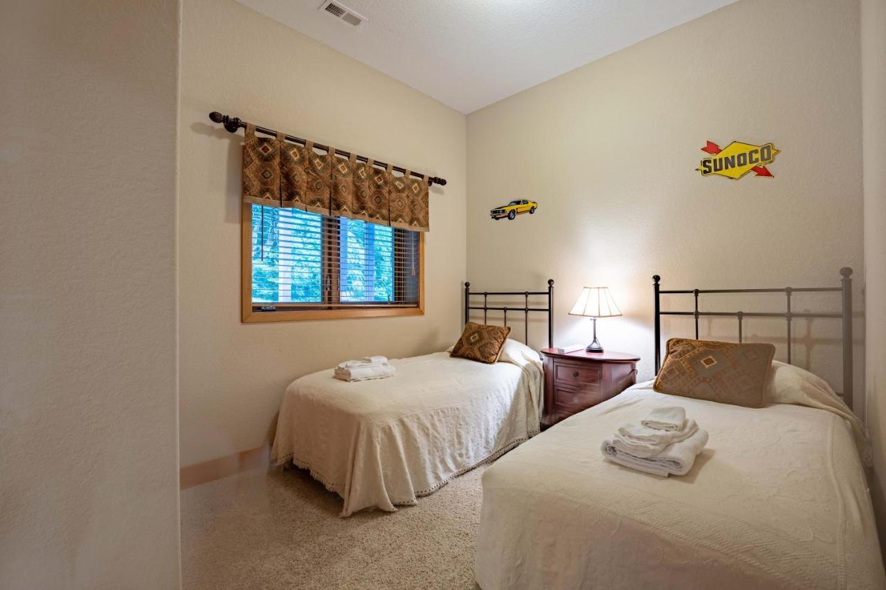 --Mountain Chalet Getaway With Breathtaking View Next To Tail Of Dragon-- Robbinsville Luaran gambar